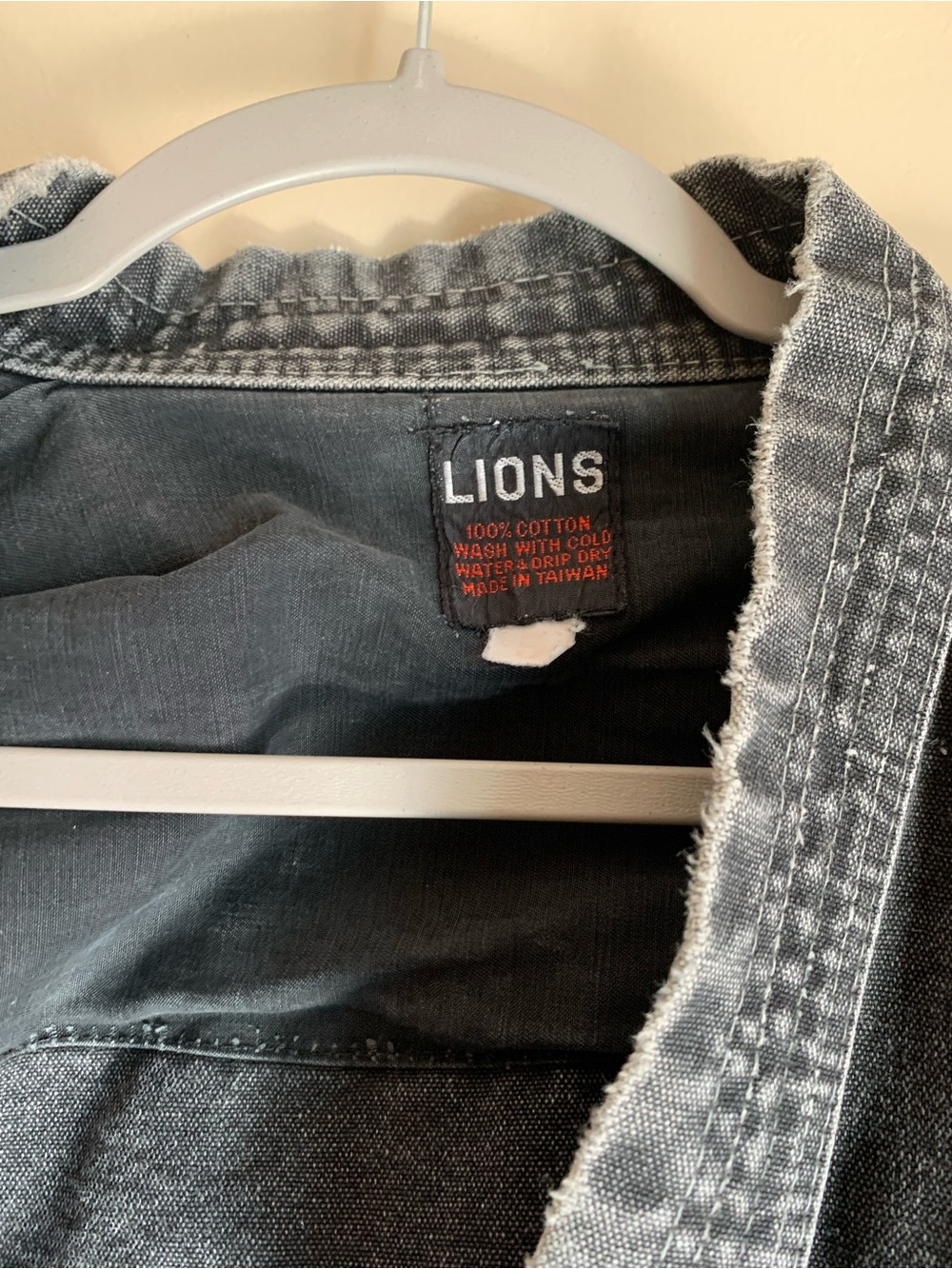 Lions Black Bomber-Style Jacket with Yellow Sleeve Stripe Cotton Denim Vintage - Picture 2 of 4